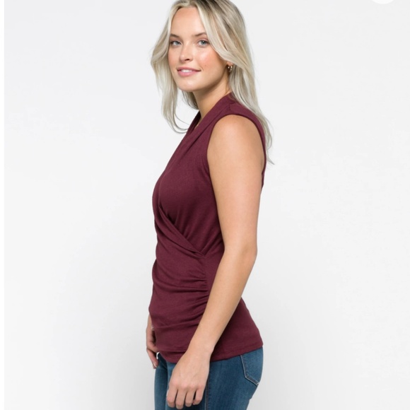 41 Hawthorn Women’s Benni Wrap Front Ruched Knit Top - Burgundy - Size Medium - Picture 3 of 11
